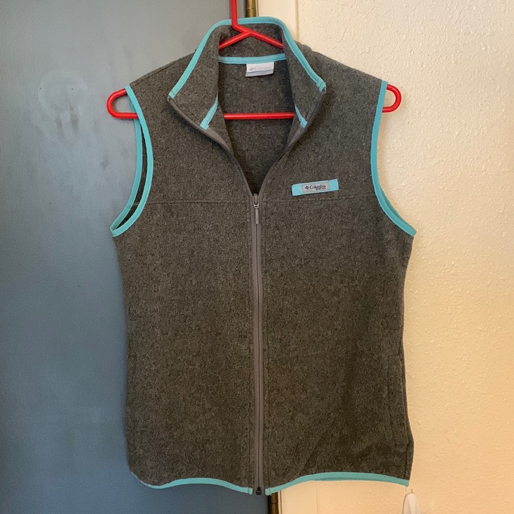 Columbia vest